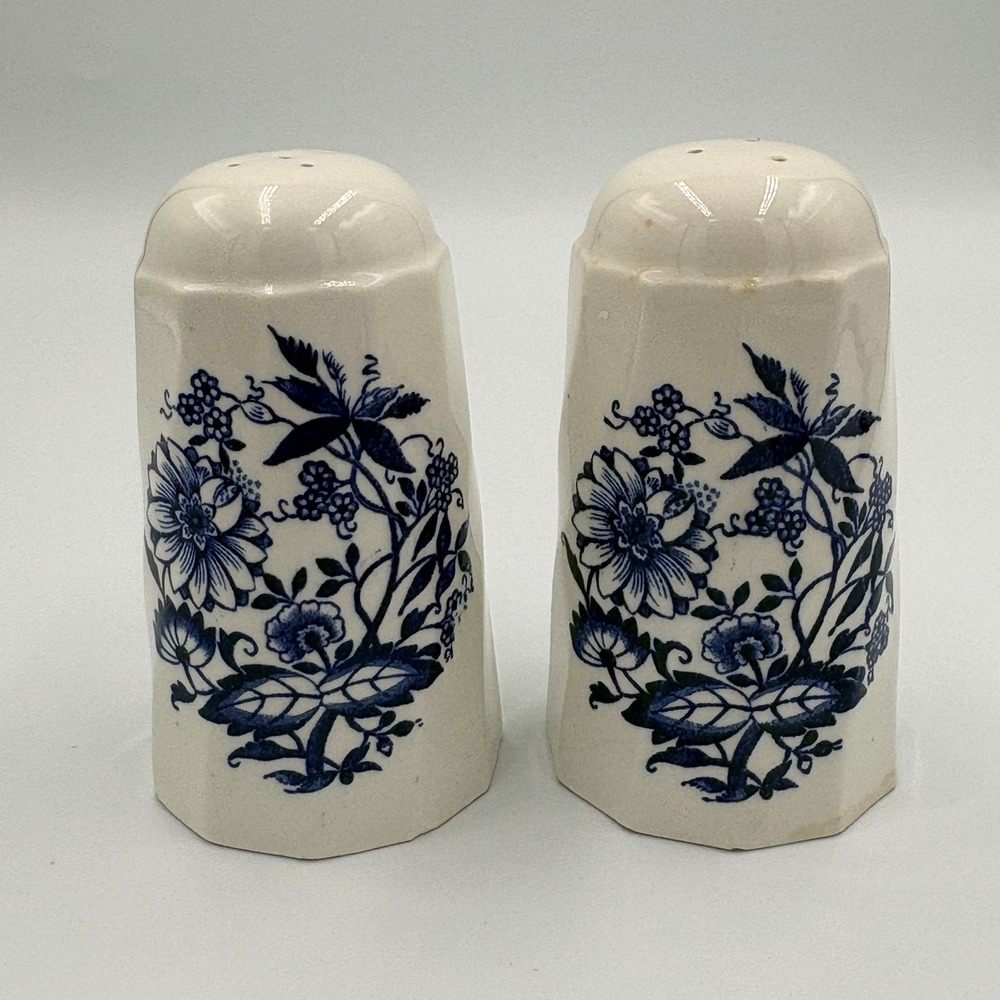 Johnson Brothers England Ironstone Blue Nordic Salt & Pepper Shakers – Vintage